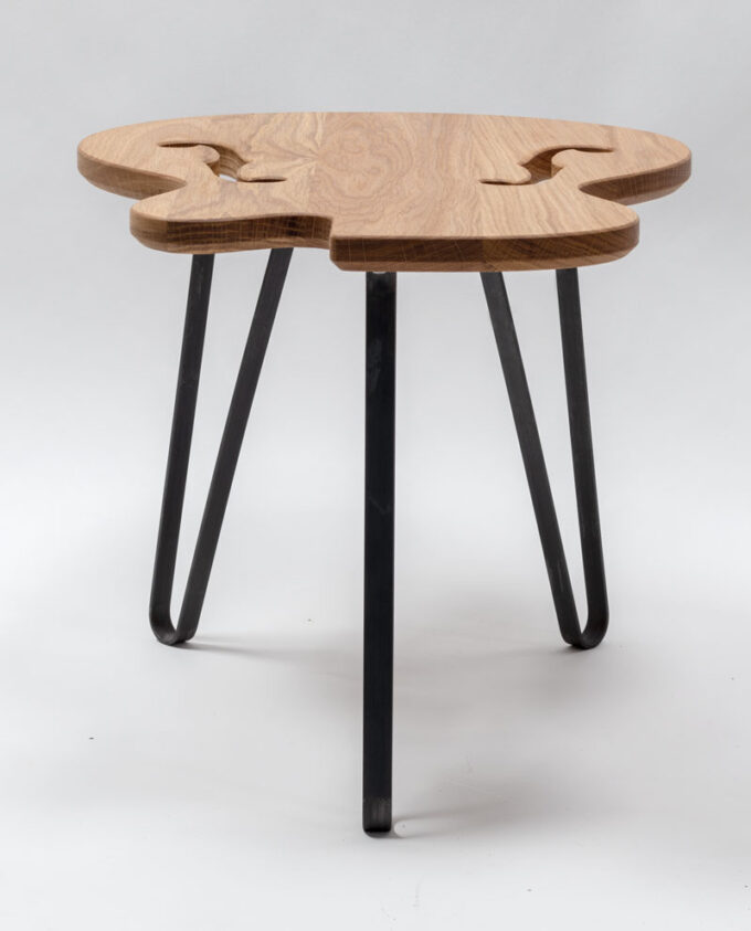 Ruwdesign-Guitar-Table-Hollow-Body-Close-Front