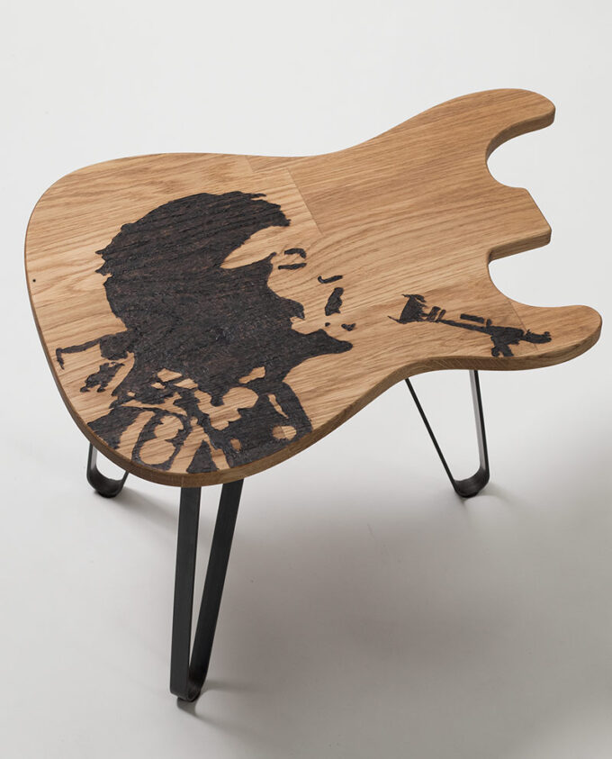 Guitar-Table-Jimy-Hendrix